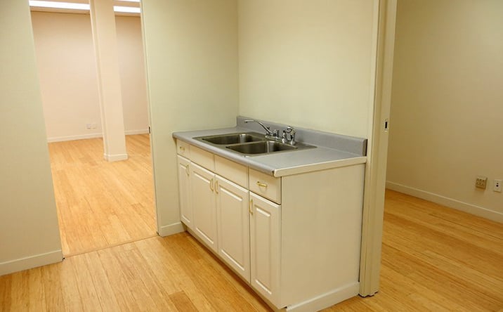 Pictures of Office property located at 8425 W. 3rd Street, Los Angeles, CA 90048 for lease - image #1