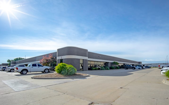 Pictures of Office, Industrial property located at 5924 NW 2nd St, Oklahoma City, OK 73127 for lease - image #1