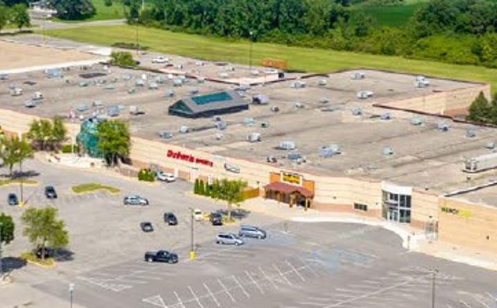 Pictures of Retail property located at 2510 Bridge Ave, Albert Lea, MN 56007 for lease - image #1