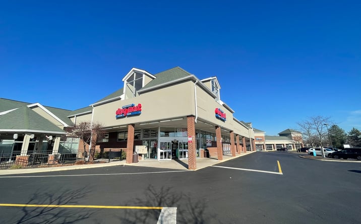 Pictures of Retail, Restaurant property located at 6172 Tylersville Rd, Mason, OH 45040 for lease - image #1