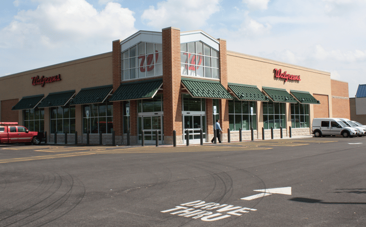 Pictures of Retail, Office property located at 551-589 N McLean Blvd, Elgin, IL 60123 for lease - image #1