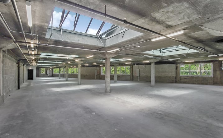 Pictures of Industrial property located at 4713 N Lamon Avenue, Chicago, IL 60630 for lease - image #1