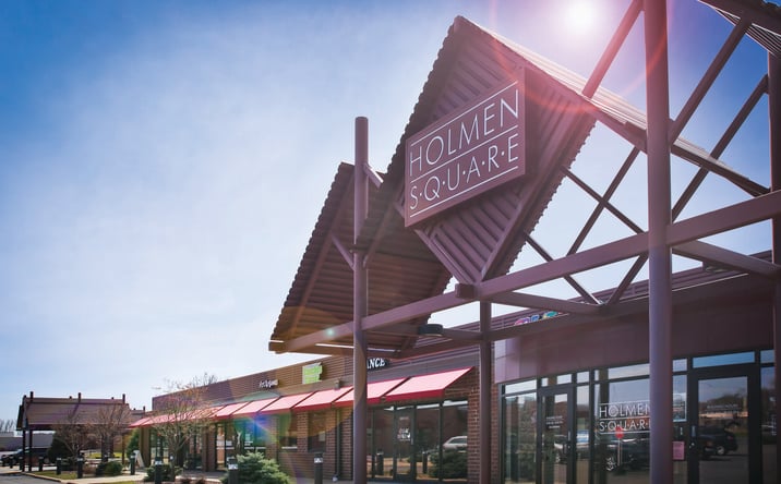Pictures of Office, Restaurant, Special Purpose property located at 500 Holmen Dr N, Holmen, WI 54636 for lease - image #1