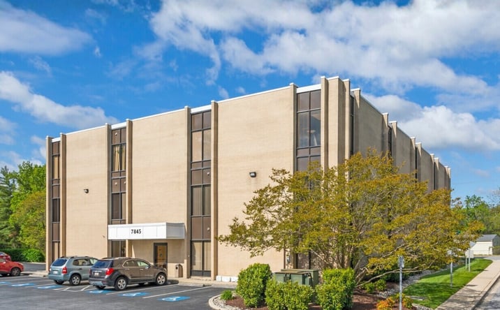 Pictures of Office property located at 7845 Oakwood Rd, Glen Burnie, MD 21061 for lease - image #1