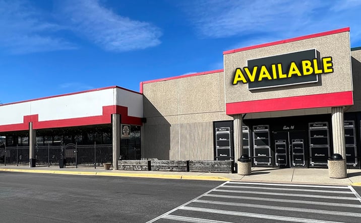 Pictures of Retail property located at 1000 S Rohlwing Rd, Lombard, IL 60148 for lease - image #1