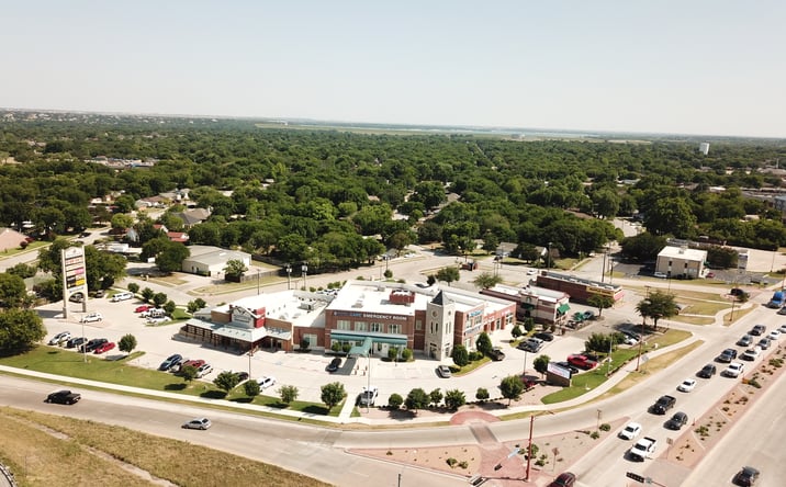 Pictures of Retail property located at 8501 Benbrook Blvd., Benbrook, TX 76126 for lease - image #1