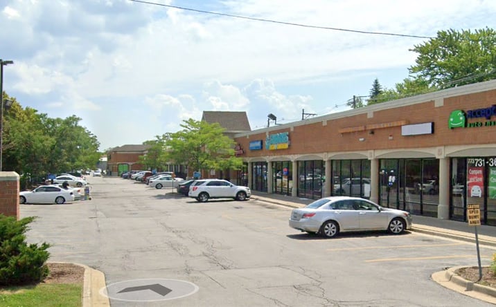 Pictures of Retail property located at 2025, Chicago, IL 60617 for lease - image #1