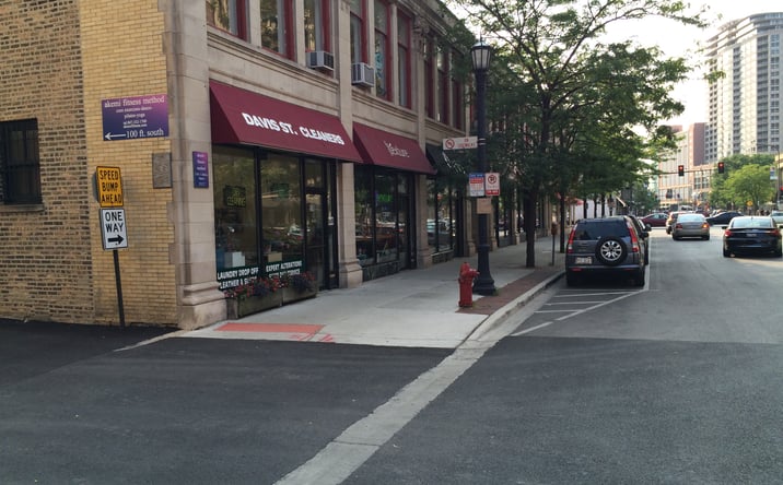 Pictures of Office property located at 518 Davis St, Evanston, IL 60201 for lease - image #1