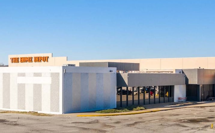 Pictures of Retail property located at 4701 Bannister Rd, KCMO, MO 64137 for lease - image #1