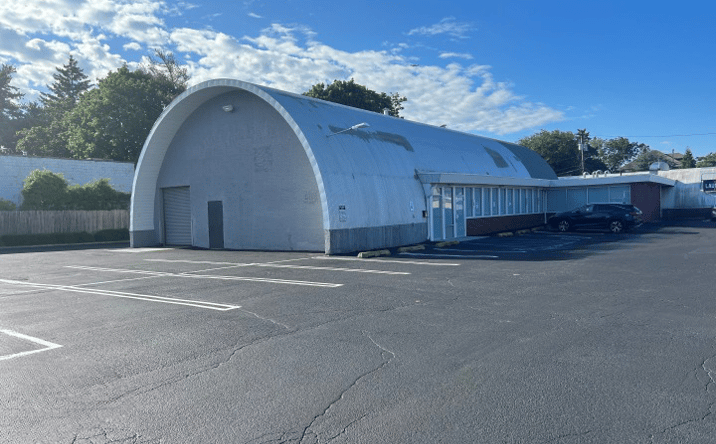 Pictures of Industrial property located at 165 Woodfield Rd, West Hempstead, NY 11552 for lease - image #1