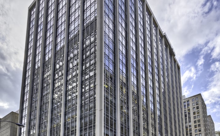 Pictures of Retail, Office, Restaurant property located at 111 W Jackson Blvd, Chicago, IL 60604 for lease - image #1
