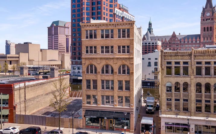 Pictures of Office property located at 826 N Plankinton Ave, Milwaukee, WI 53203 for lease - image #1