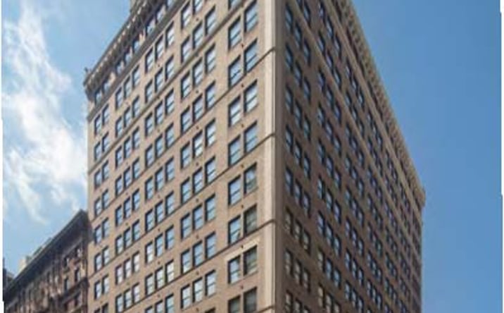 Pictures of Retail, Office property located at 498 7th Avenue, New York City, NY 10018 for lease - image #1