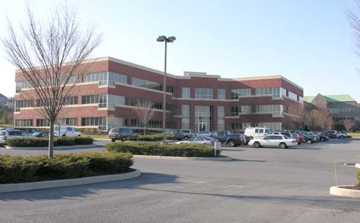 Pictures of Office property located at 4999 Louise Dr, Mechanicsburg, PA 17055 for lease - image #1