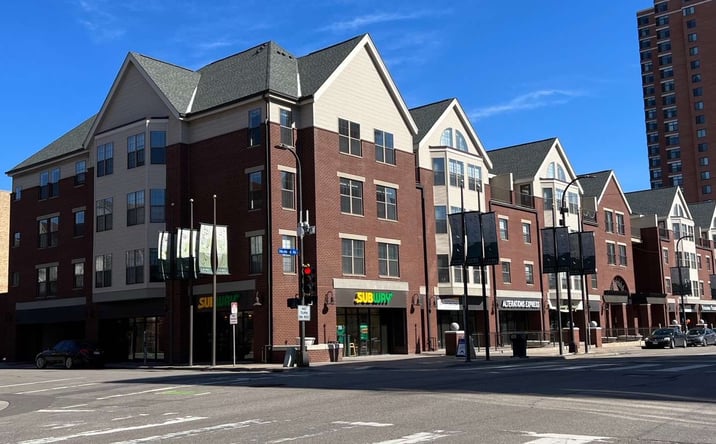 Pictures of Retail, Restaurant property located at 1242 Hennepin Ave, Minneapolis, MN 55403 for lease - image #1