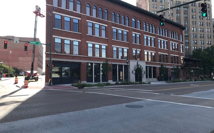 Pictures of Retail, Restaurant property located at 1010 Market St, Chattanooga, TN 37402 for lease - image #1