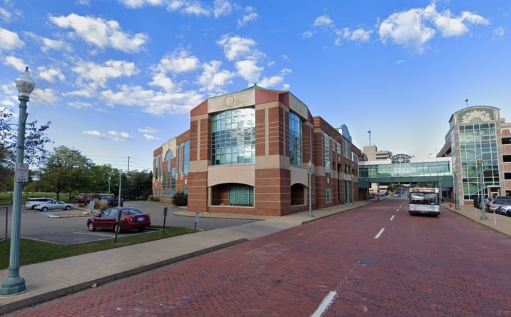 Pictures of Office property located at 400-3rd Street SE, Canton, OH 44702 for lease - image #1