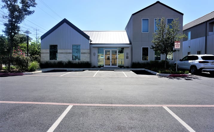 Pictures of Office property located at 366 W Sunset Rd, San Antonio, TX 78209 for lease - image #1