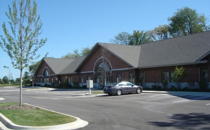 Pictures of Office property located at 3913 Mercy Dr, McHenry, IL 60050 for lease - image #1