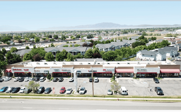 Pictures of Retail property located at 1580 State St, Clearfield, UT 84015 for lease - image #1