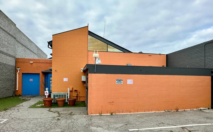 Pictures of Office, Industrial property located at 1523 26th St, Santa Monica, CA 90404 for lease - image #1