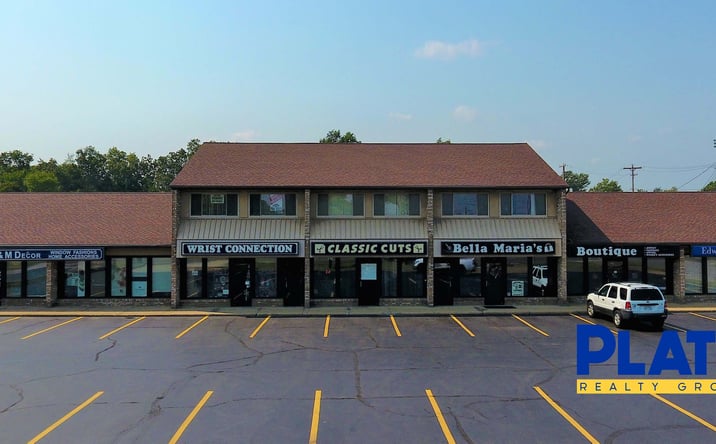 Pictures of Retail, Office property located at 7510 Market St, Boardman, OH 44512 for lease - image #1