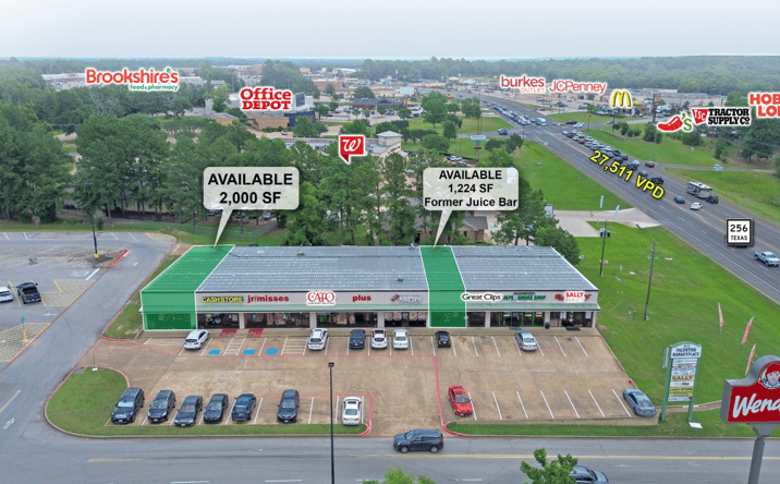 Pictures of Retail property located at 2213 TX-256 Loop, Palestine, TX 75801 for lease - image #1
