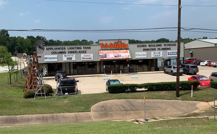 Pictures of Industrial property located at 5457 W Davis St, Conroe, TX 77304 for lease - image #1