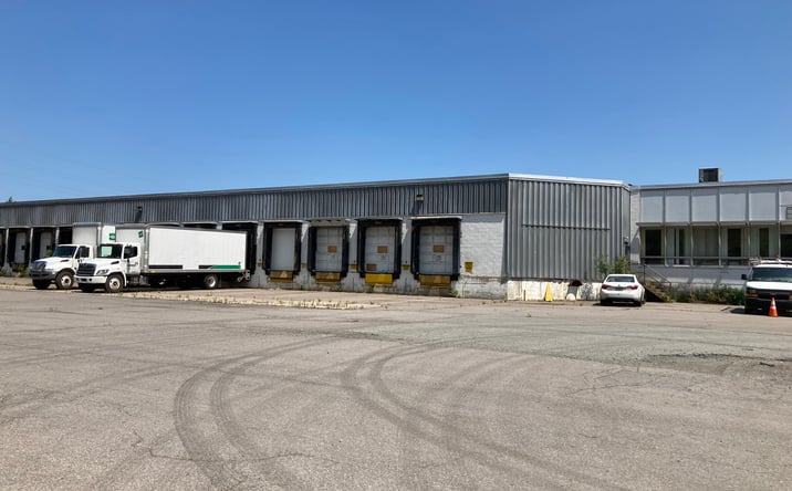 Pictures of Industrial property located at 1002 N South Rd, Scranton, PA 18504 for lease - image #1
