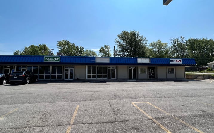 Pictures of Retail property located at 1300 N 66th St, Lincoln, NE 68505 for lease - image #1