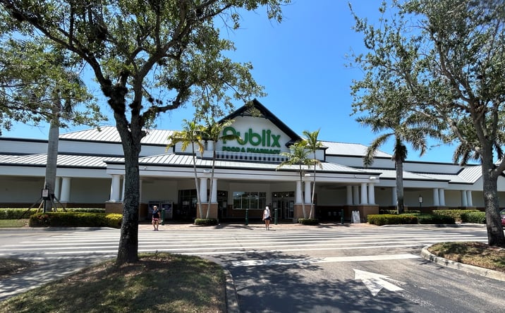Pictures of Retail, Office, Restaurant property located at 4326 - 4420 Thomasson Drive, Naples, FL 34112 for lease - image #1