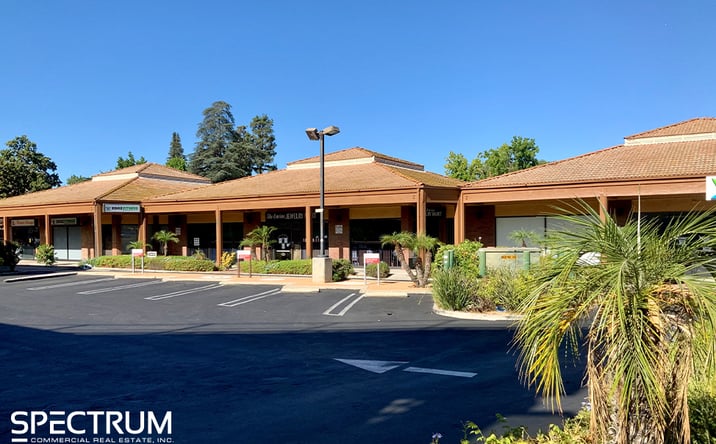 Pictures of Retail property located at 17648 Ventura Blvd, Los Angeles, CA 91316 for lease - image #1