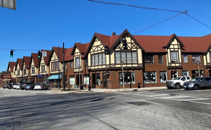 Pictures of Retail property located at 106 N Avondale Rd, Avondale Estates, GA 30002 for lease - image #1