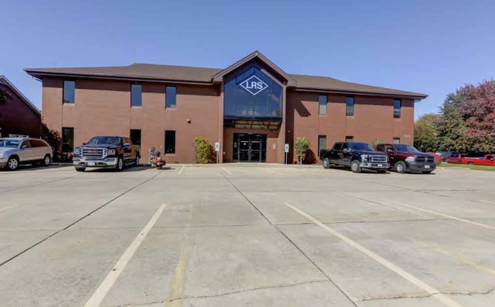 Pictures of Office property located at 2651 FARRAGUT Drive #B, Springfield, IL 62704 for lease - image #1