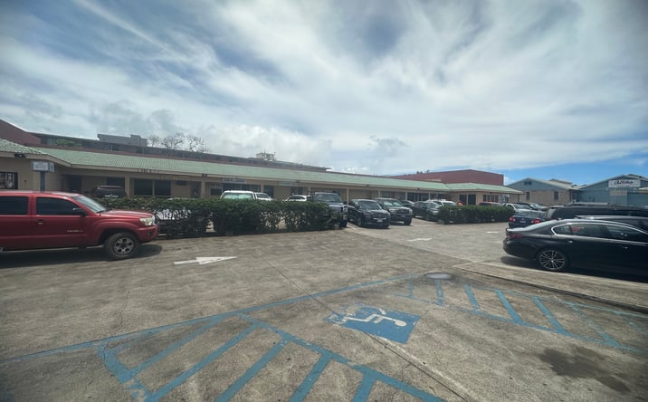 Pictures of Retail, Office, Industrial property located at 94-307 Farrington Hwy, Waipahu, HI 96797 for lease - image #1