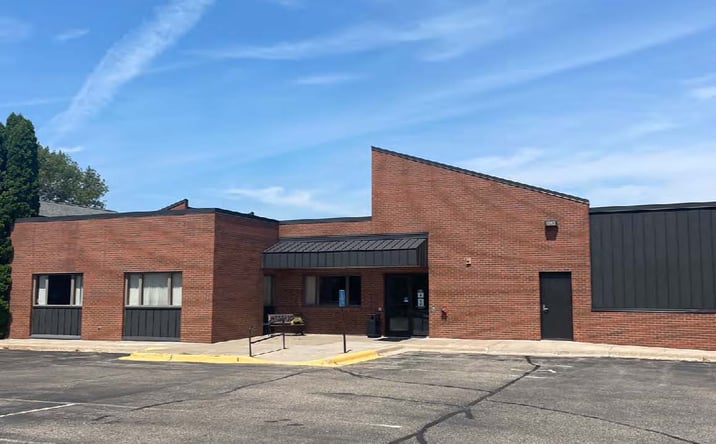 Pictures of Office property located at 1700 Tower Dr W, Stillwater, MN 55082 for lease - image #1