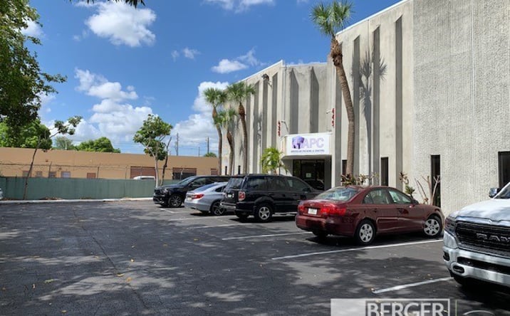 Pictures of Industrial property located at 635-695 NW 4th Ave., Fort Lauderdale, FL 33311 for lease - image #1