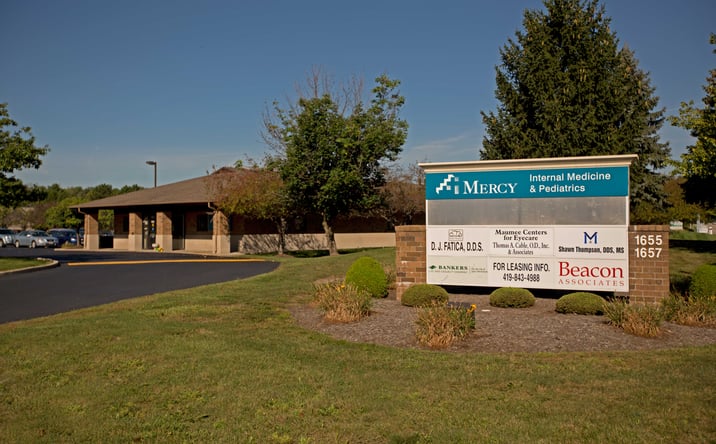 Pictures of Office property located at 1655 Holland Rd, Maumee, OH 43537 for lease - image #1