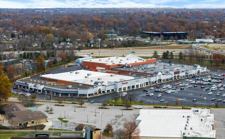 Pictures of Retail property located at 5005 Shelbyville Rd, Louisville, KY 40207 for lease - image #1