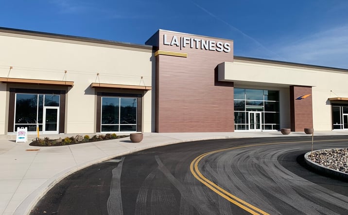 Pictures of Retail, Office, Restaurant property located at 6720 Pittsford Palmyra Rd, Fairport, NY 14450 for lease - image #1