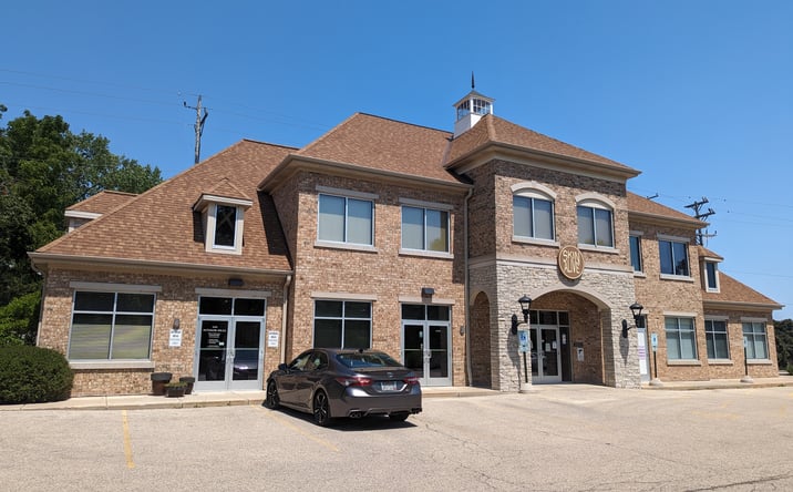 Pictures of Retail, Office property located at 11133 N Wauwatosa Rd, Mequon, WI 53097 for lease - image #1