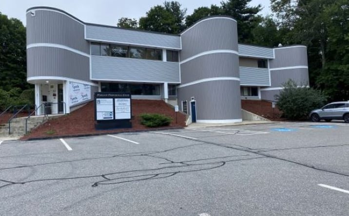 Pictures of Office property located at 39.5 Birch Street Derry, NH, Derry, US 03038 for lease - image #1
