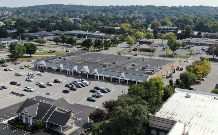 Pictures of Retail property located at 2430 E Market St, York, PA 17402 for lease - image #1