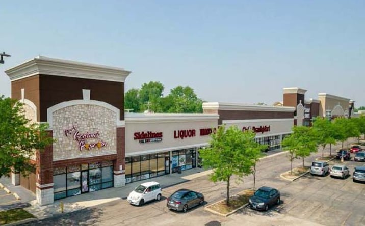 Pictures of Retail property located at 2004 W Jefferson St, Joliet, IL 60435 for lease - image #1