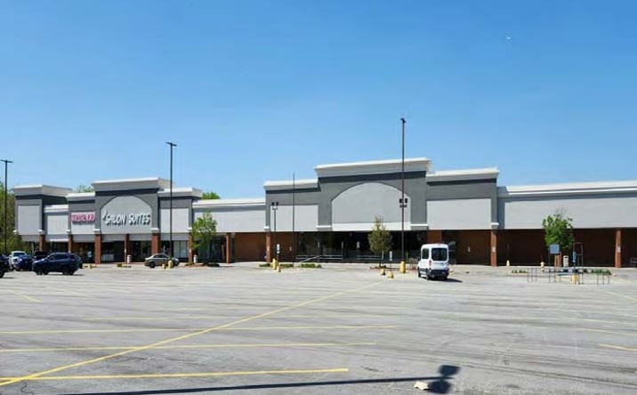 Pictures of Retail property located at 3310 183rd St, Hazel Crest, IL 60429 for lease - image #1