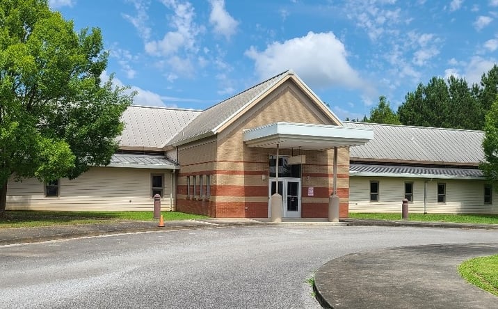 Pictures of Office property located at 611 East Villanow Street, LaFayette, GA 30728 for lease - image #1