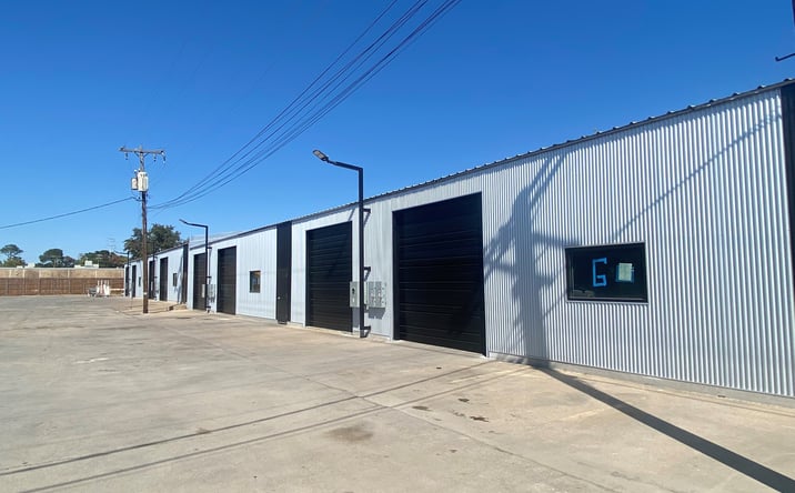 Pictures of Industrial property located at 1835 Empire Central Dr, Dallas, TX 75235 for lease - image #1