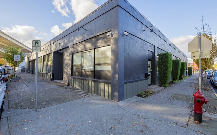 Pictures of Office property located at 1601 Northwest Savier Street, Portland, OR 97209 for lease - image #1