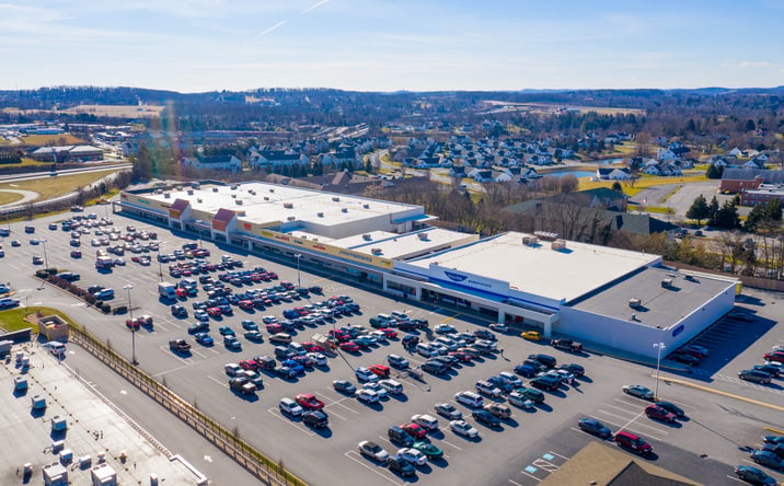 Pictures of Retail property located at 2142 S Queen St, York, PA 17403 for lease - image #1