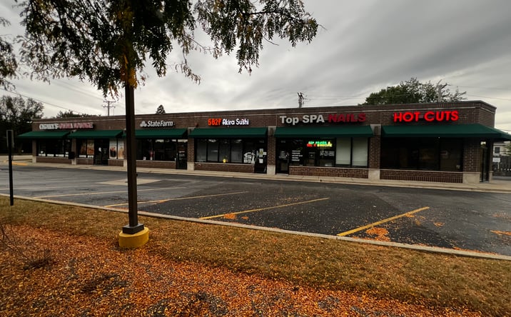 Pictures of Retail property located at 135 Skokie Blvd, Wilmette, IL 60091 for lease - image #1